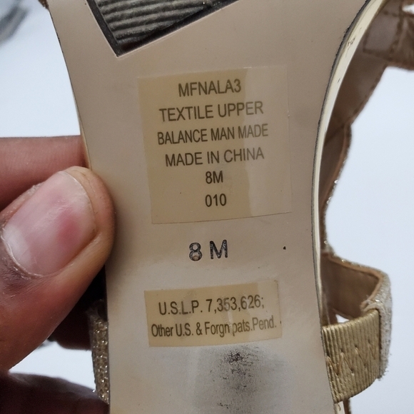 Marc Fisher Nala Leather Gold Shimmer Strappy Metallic Zip Heels Women's 8M - Picture 13 of 15